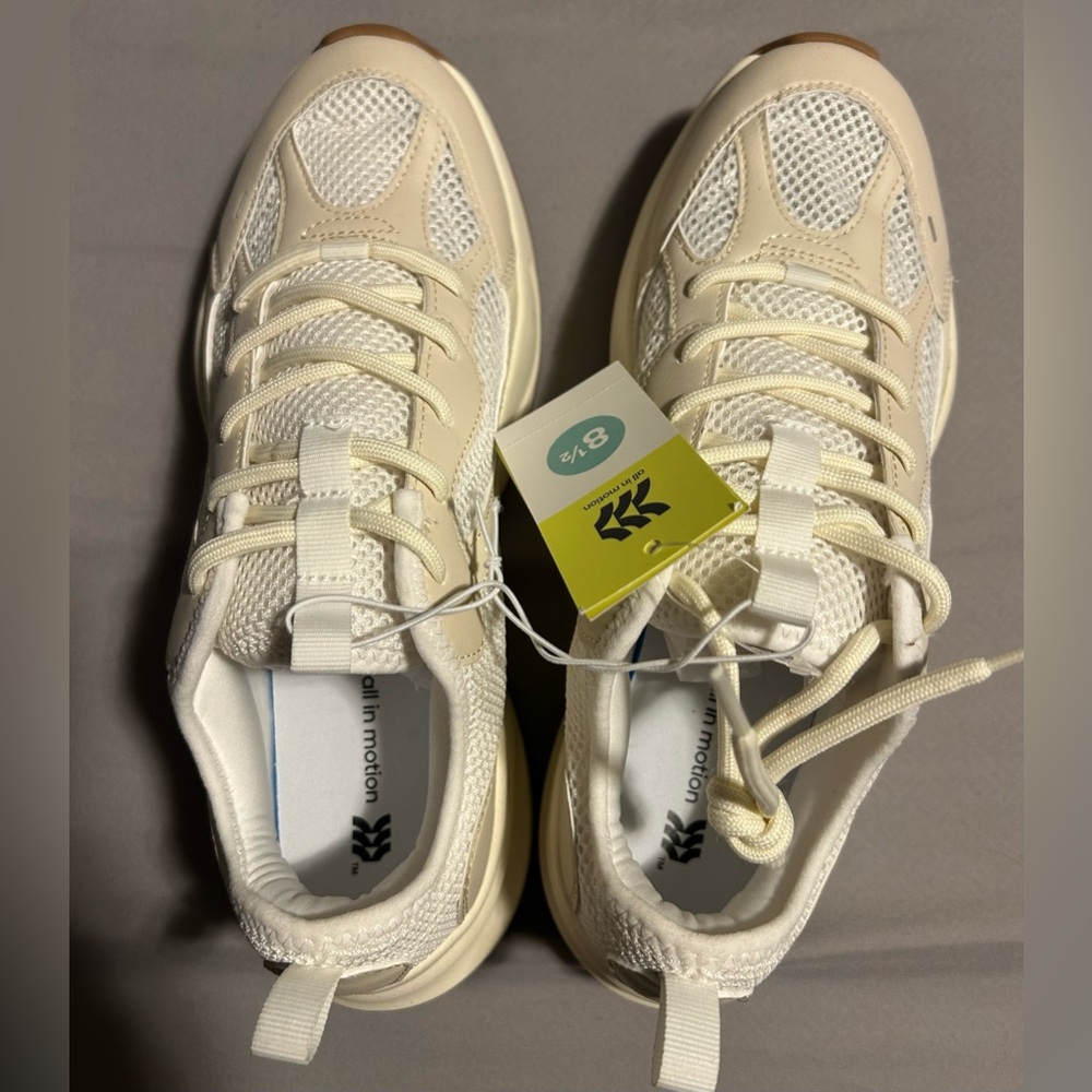 NWT-All in motion Cream & White Chunky Trainer Sneakers- size 8.5
